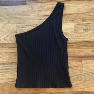 A&E black ribbed one shoulder top